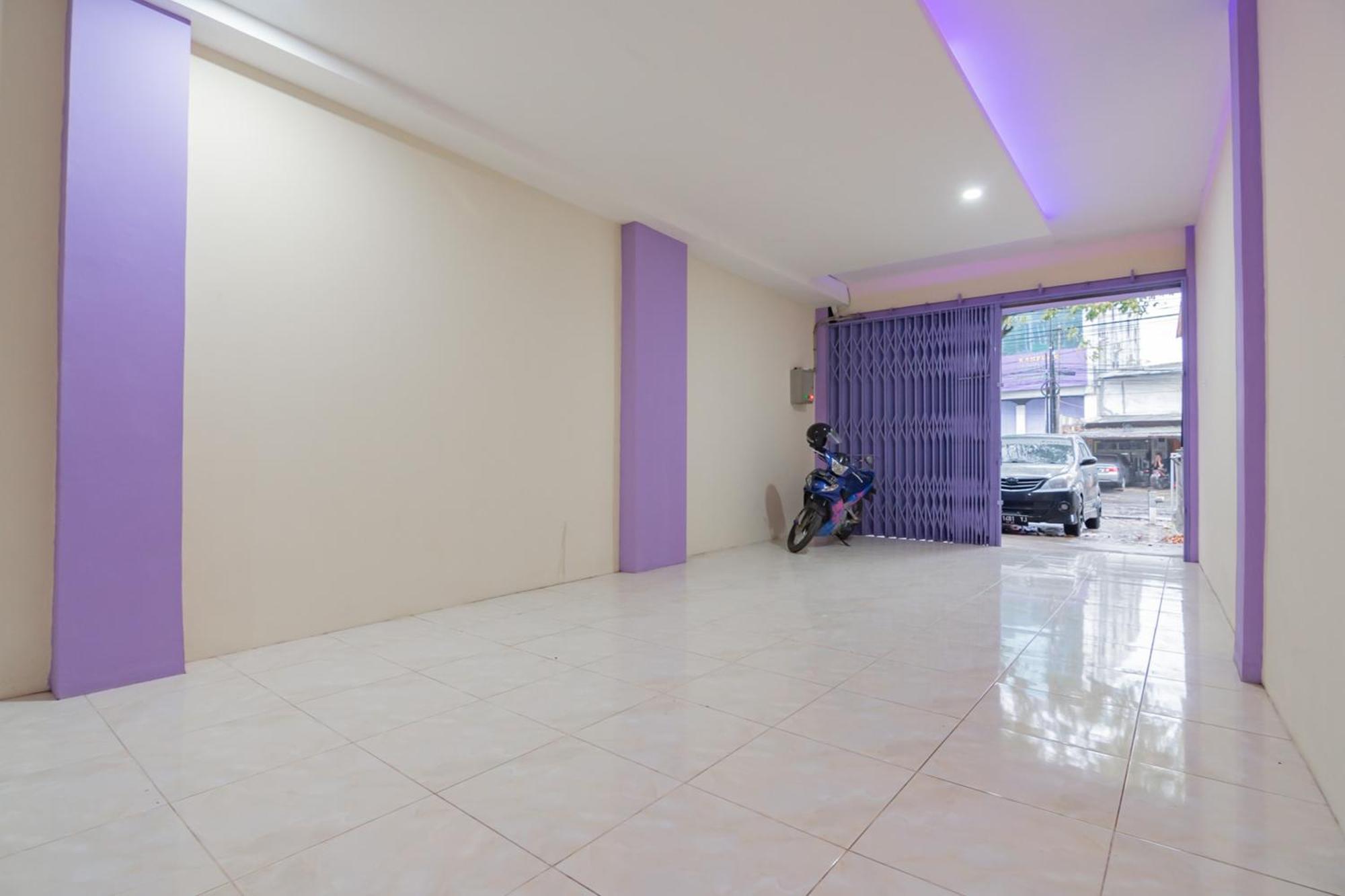 Reddoorz Near Trans Studio Bandung 3 Eksteriør billede